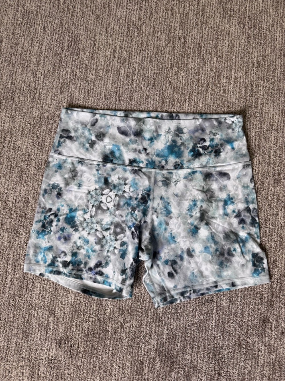 Lululemon Align Shorts Kaleidofloral Multi Women’s Size 16